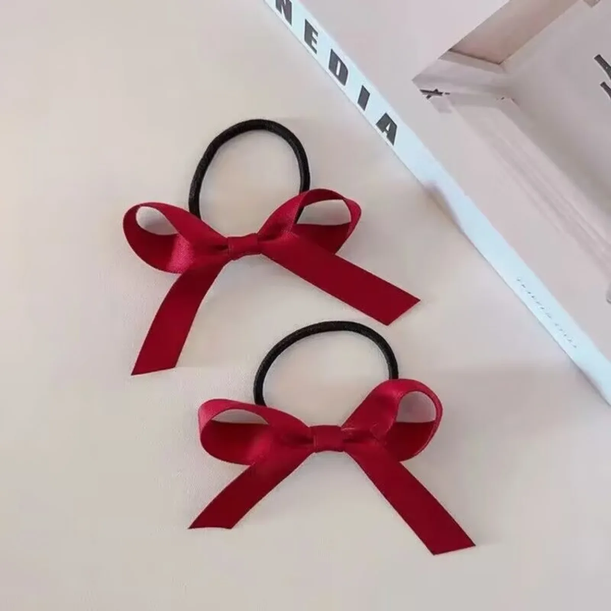 Set of 5 Women's Black Bow Hair Ties – Fashionable Hair Accessories for Daily Use, Perfect Stylish Gift