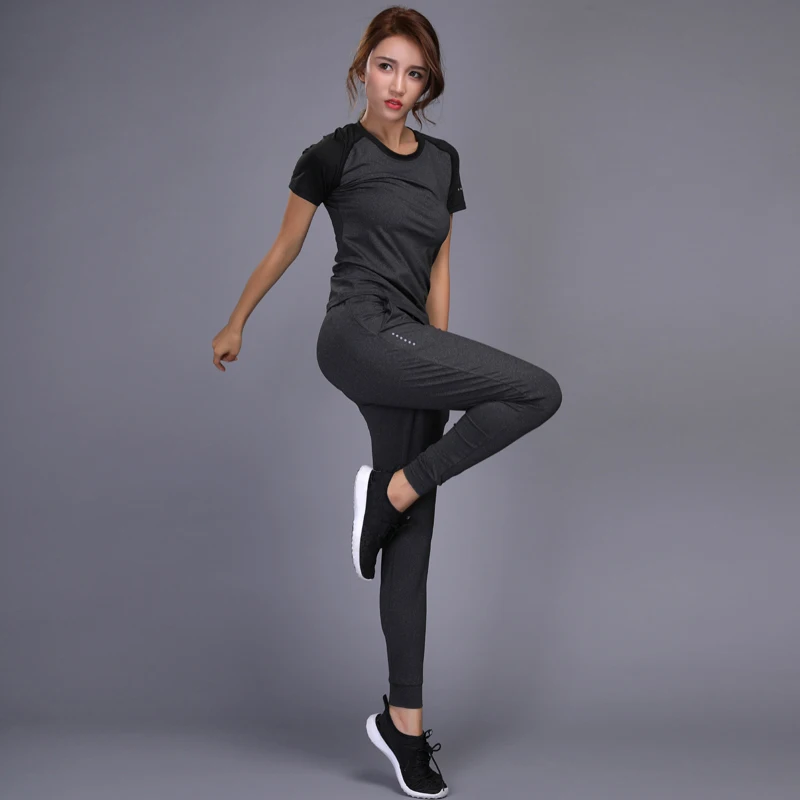 New Women's Sportswear For Yoga Sets Jogging Clothes Gym Workout Fitness Training Sports T-Shirts Running Pants Leggings Suit