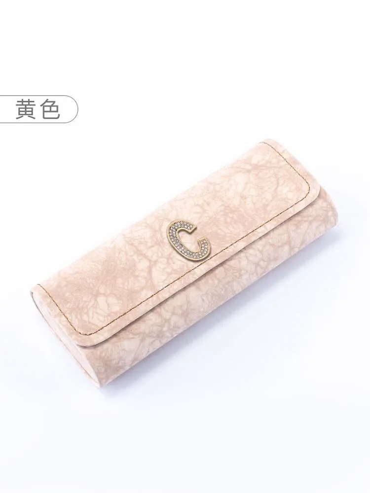 

Customized Portable Anti-Pressure Eyeglasses Storage Case Personalized Customer Name Artistic Letter Decor