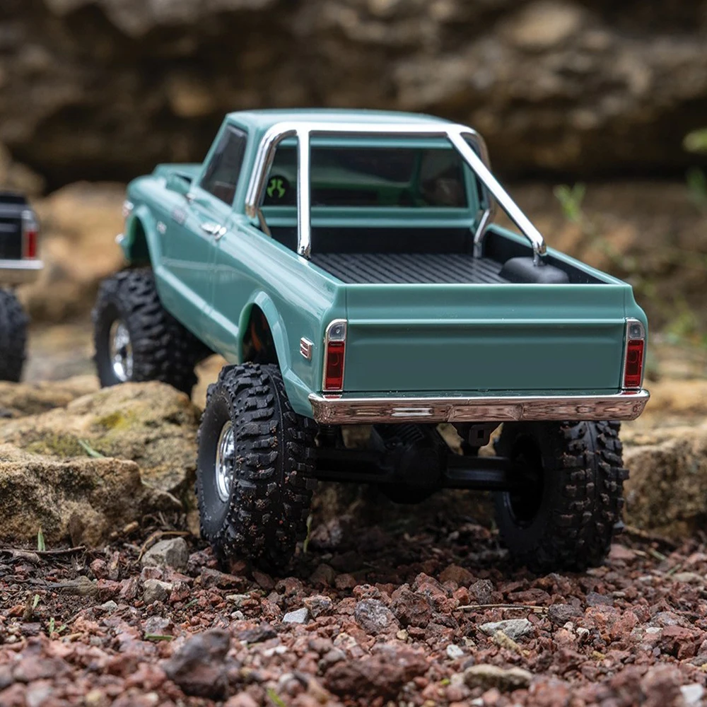 AXIAL K10 AXI-2260 SCX30 Crawler RC 1/30 RTR - Voiture télécommandée tout-terrain en vue éclatée avec pièces détachées.