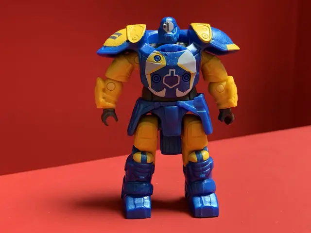 Mega Bloks Fate Genuine Bulk Doll Anime Cartoon Kids Assemble Building Blocks Soldier Decoration Model Boys Collectors Gifts Toy 2