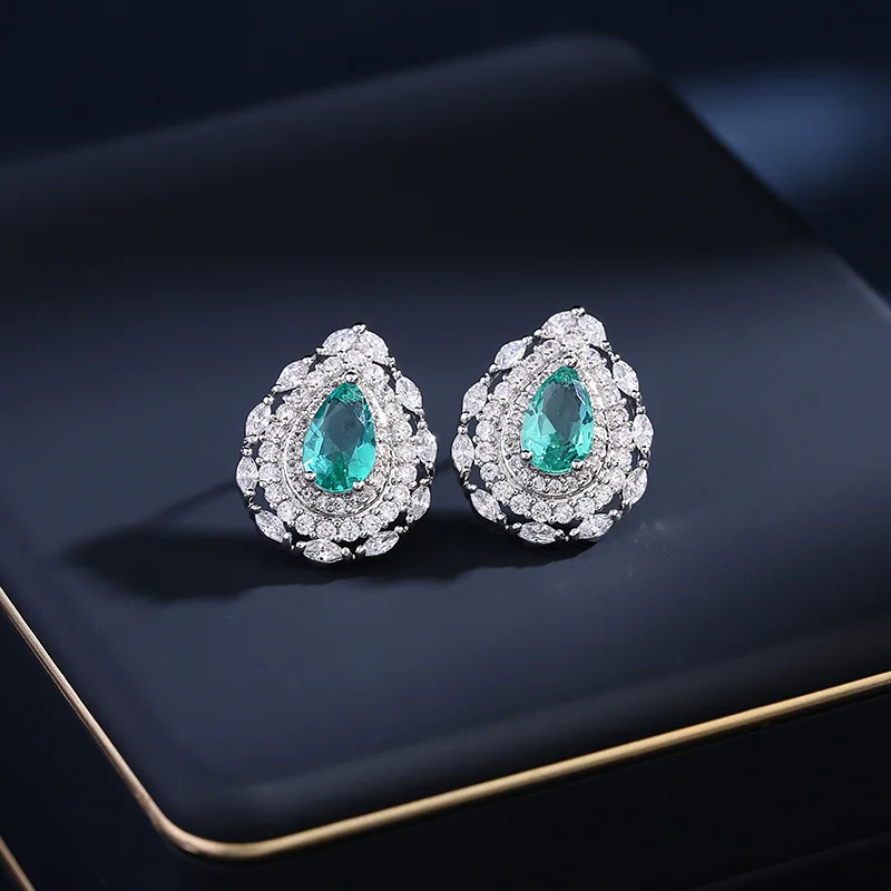 Classic Sparkling Trio Halo Pear Cut Yellow Pink Clear Lake Blue Orecchini A Bottone Per Piccoli Accessori Per Feste