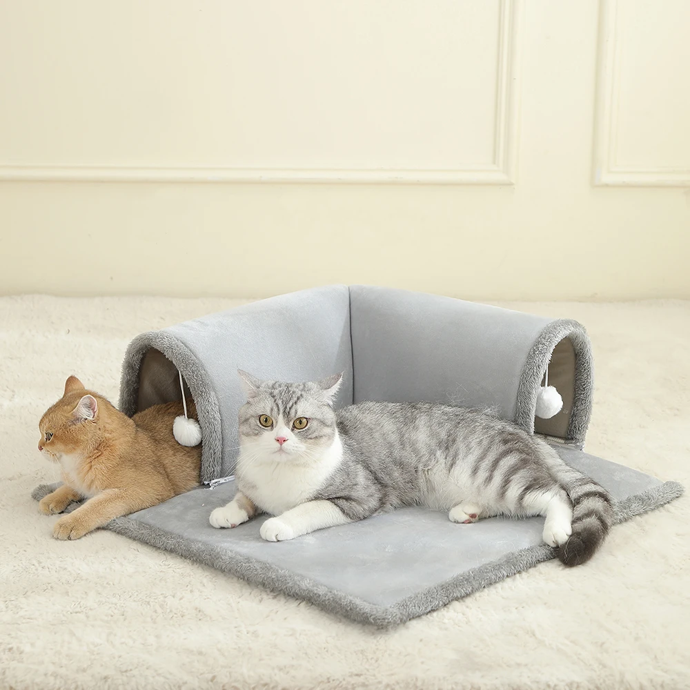 Cozy Cat Tunnel Bed for Indoor Cats – Multifunctional Activity Tunnel with Hanging Balls
