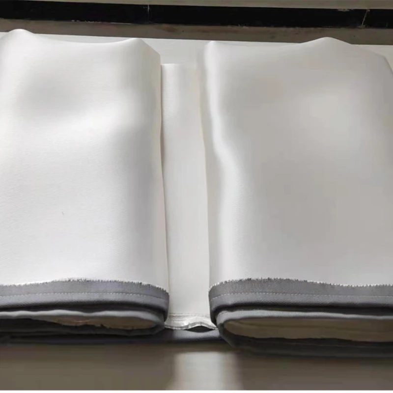 1*1 M High Silica Fire Blanket High Silicon Glass Fiber Welding Flame Retardant Fire Blanket