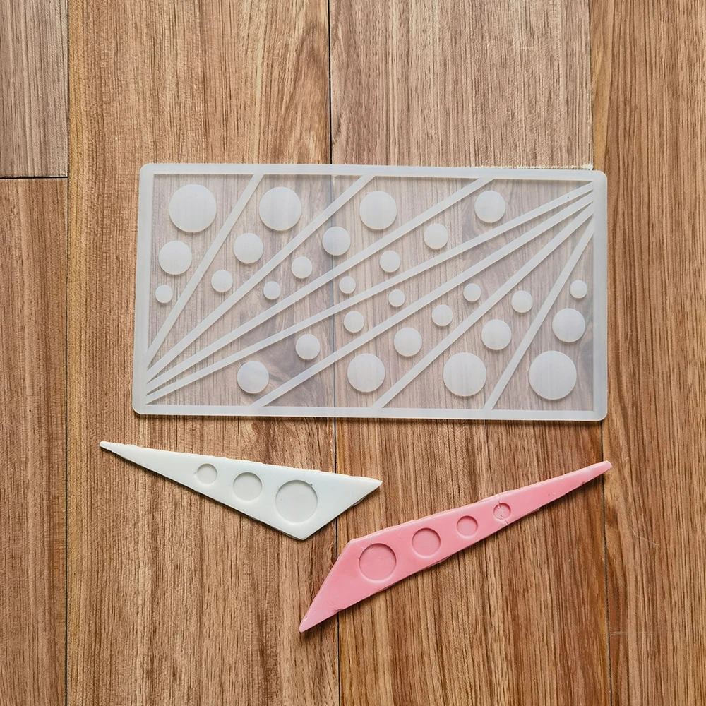 

8 hollowed out Toblerone silicone mold DIY candy pudding dessert mold cake decoration plug-in kitchen baking appliances