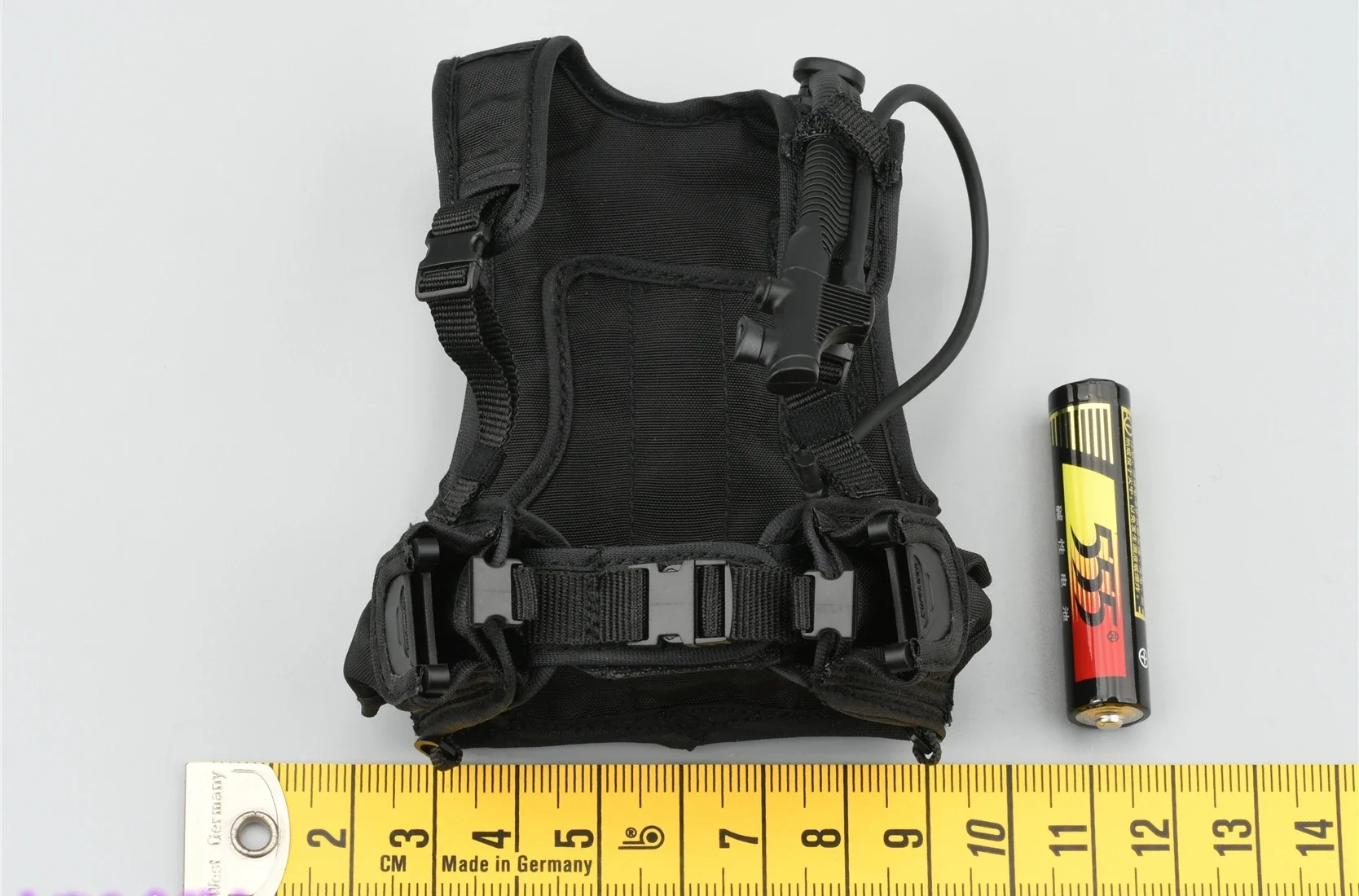 

DAM 78073 1/6 Scale Soldier Diving Vest Model for12'' Marine Corps