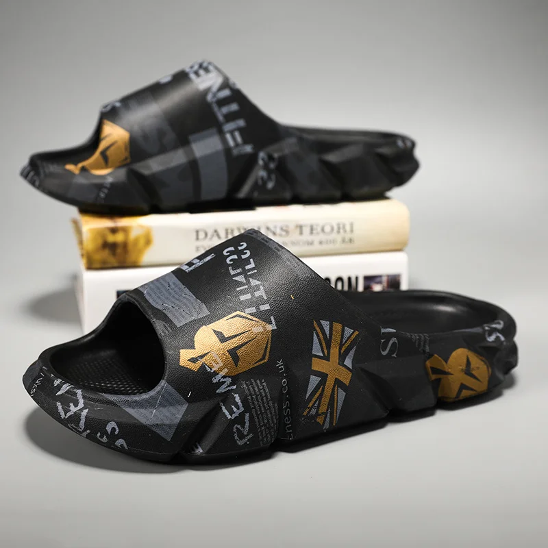 Erkekler için Kayma Terlikler Kalın Taban Dış Aşınmaya Sahip İç Mekan Dış Mekan Yumuşak Köpük Kaydırıcılar için Kaymaz Terlik_voghion.com