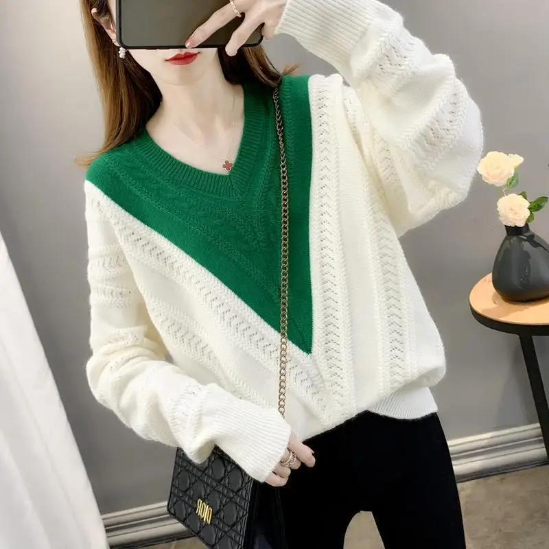 

Fashion V-Neck Knitted Spliced Fake Two Pieces Sweater Women's Clothing 2022 Autumn New Loose Casual Pullovers All-match Tops