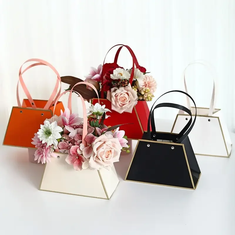 Wedding Party Valentine's Day Rose Flower Gift Box Carry Bag Flower Box Portable Bouquets Packaging Basket Storage Party Gift Bags Gift Boxes Flower Bags