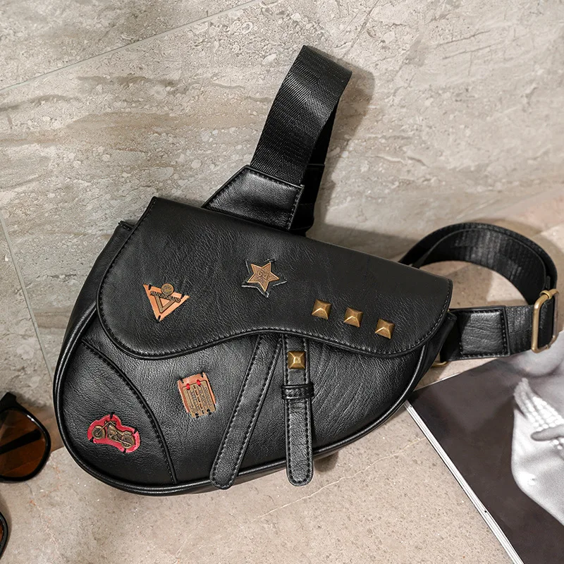 Fashion Rivet Badge Crossbody Shoulder Bag Men Saddle Bag Luxury Design Chest Bag Crossbody Bag Male PU Leather Shoulder Bags