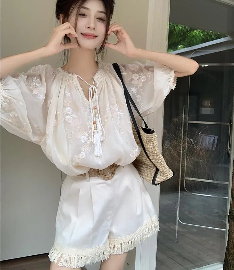 

Embroideried V Neck Lantern Sleeve Shirt + Tassel Shorts For Women Summer Lady Streetwear Holiday Chic Two Pieces Shorts Set