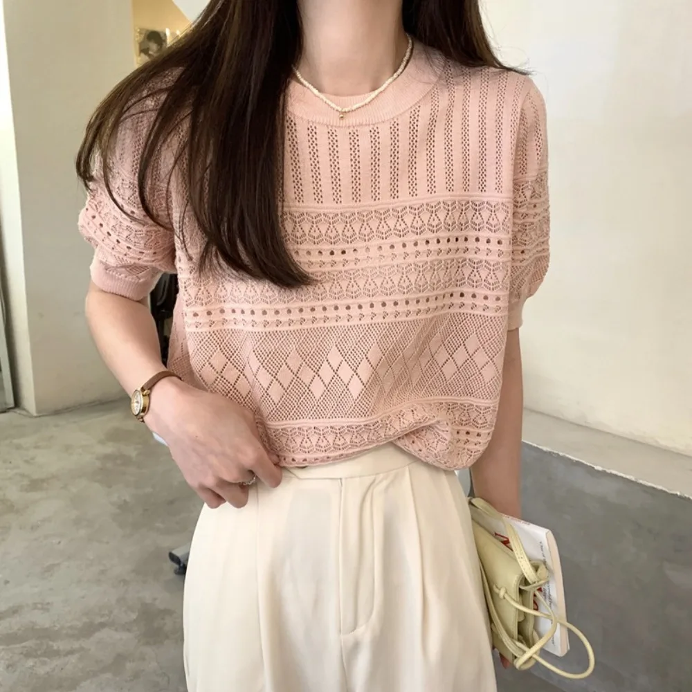 Temperament Knitted T-shirt Fashion Popular Sweet Round Neck Top Summer Casual Thin Hollow Out Top Beach Vacation