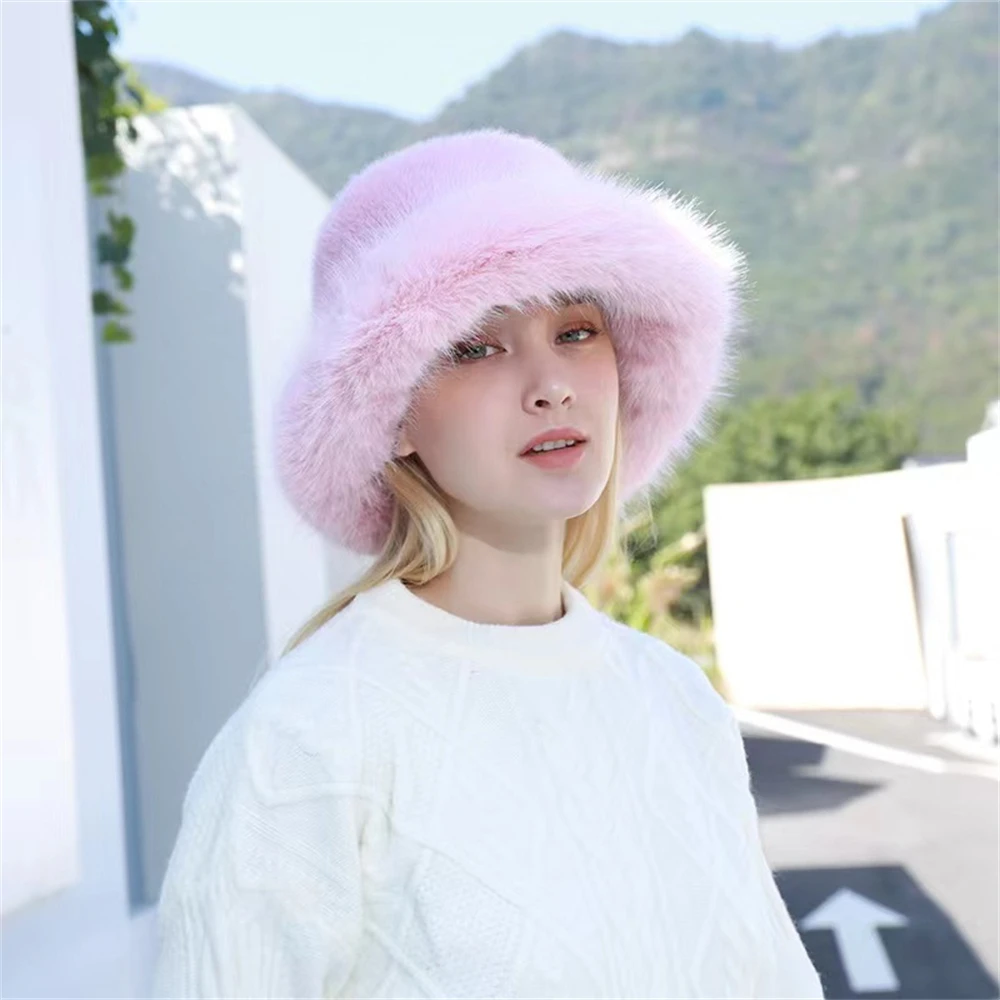 

Luxury Plush Fisherman's Hat Winter Warm Bucket Hat Fluffy Colorful Faux Fur British Basin Cap Fashion Casual Pullover Hat Gift