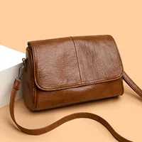 Sac à bandoulière rétro en cuir ciré à l'huile, avec sensation texturée et vintage, design à rabat simple et élégant et bandoulière réglable 1