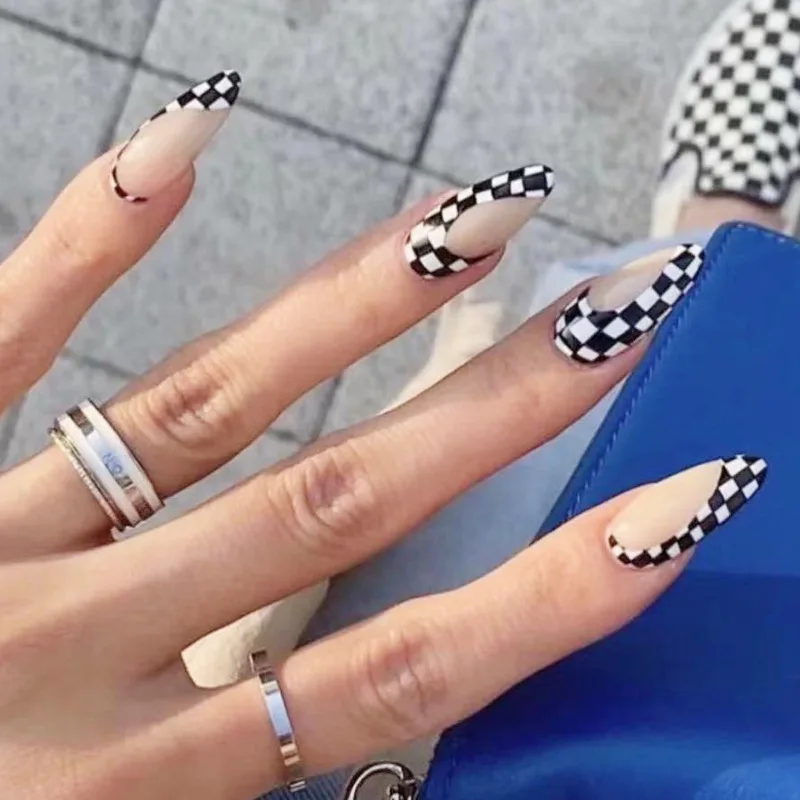 Simple White Feather Design Wearable Nail Art Simple French Long Stiletto Finished False Nails Press on