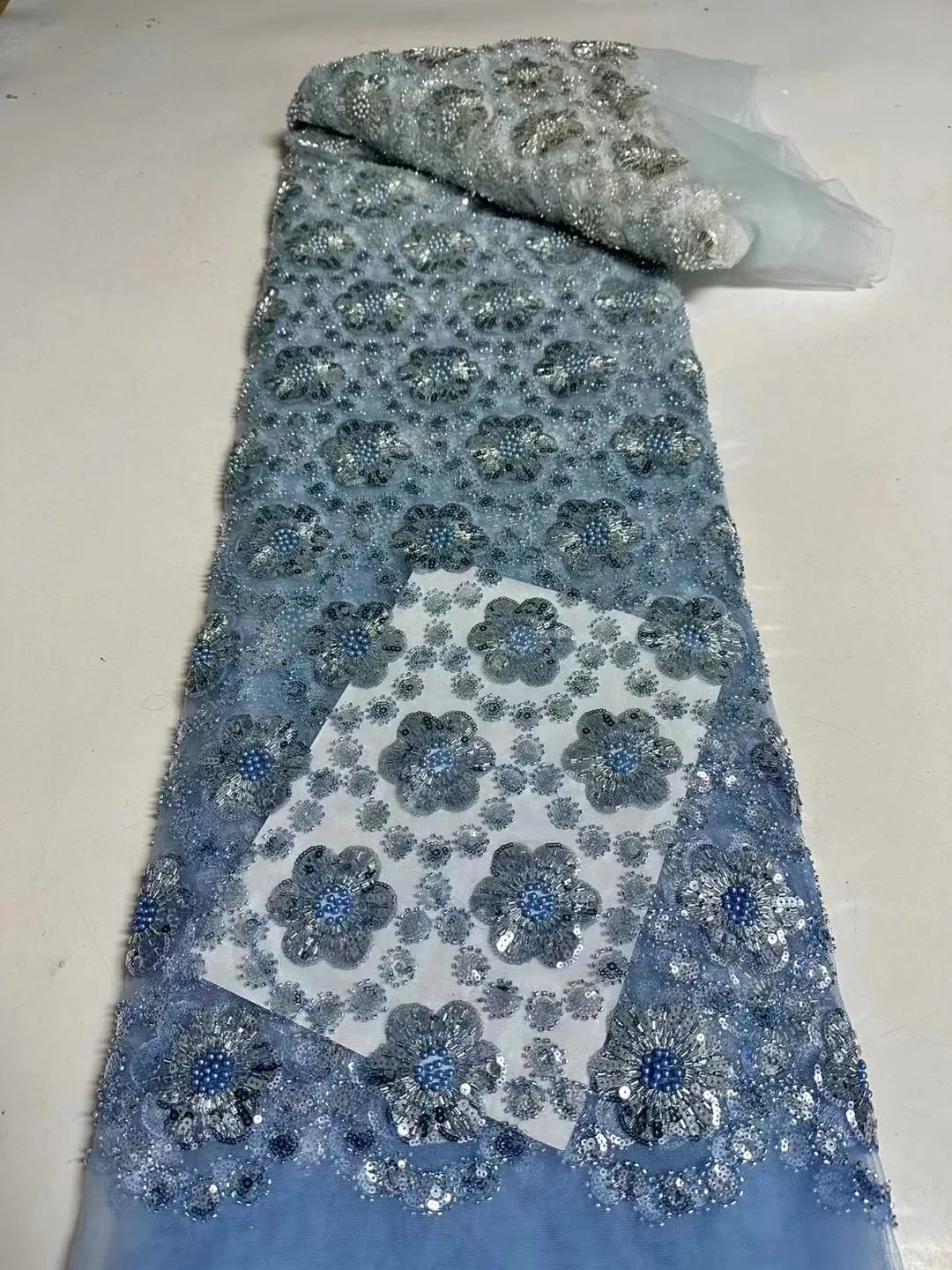 

Luxury Top Quality African Heavy Beads African Lace fabric 2024 Sequins Embroidery Lace Fabric Nigerian For Bridal Dres