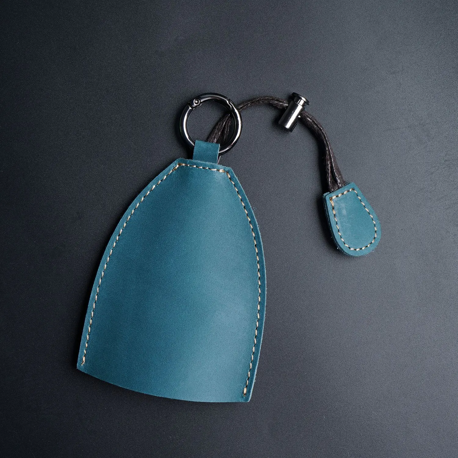 Elegant Genuine Leather Key Holder Case with Key Ring – Handmade Protective Cover