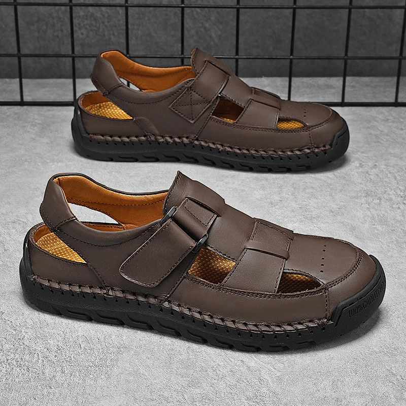 New men's handmade leather sandals flat sandals fashion men's suitable for beach vacation summer brown non-slip