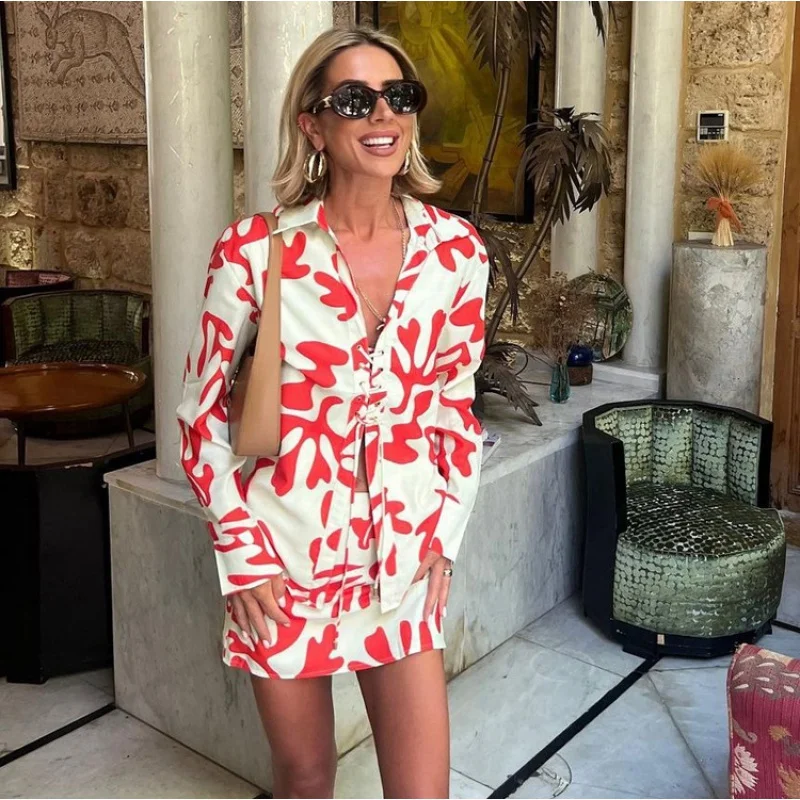 

Independent Station2024Summer Printed Short Skirt Lapel Loose Women's Shirt Casual Suit