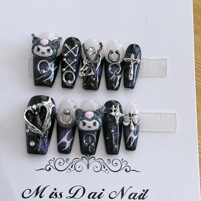 Sanrio Kuromi-Seamless removível unhas postiças, Black Heart