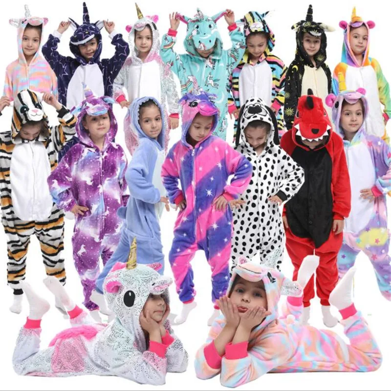 

Mom Girls Boys Winter Thick Coral Flannel One-Piece Pajamas for Family Christmas Cartoon Sleeper Woman Matching Clothes Outfits