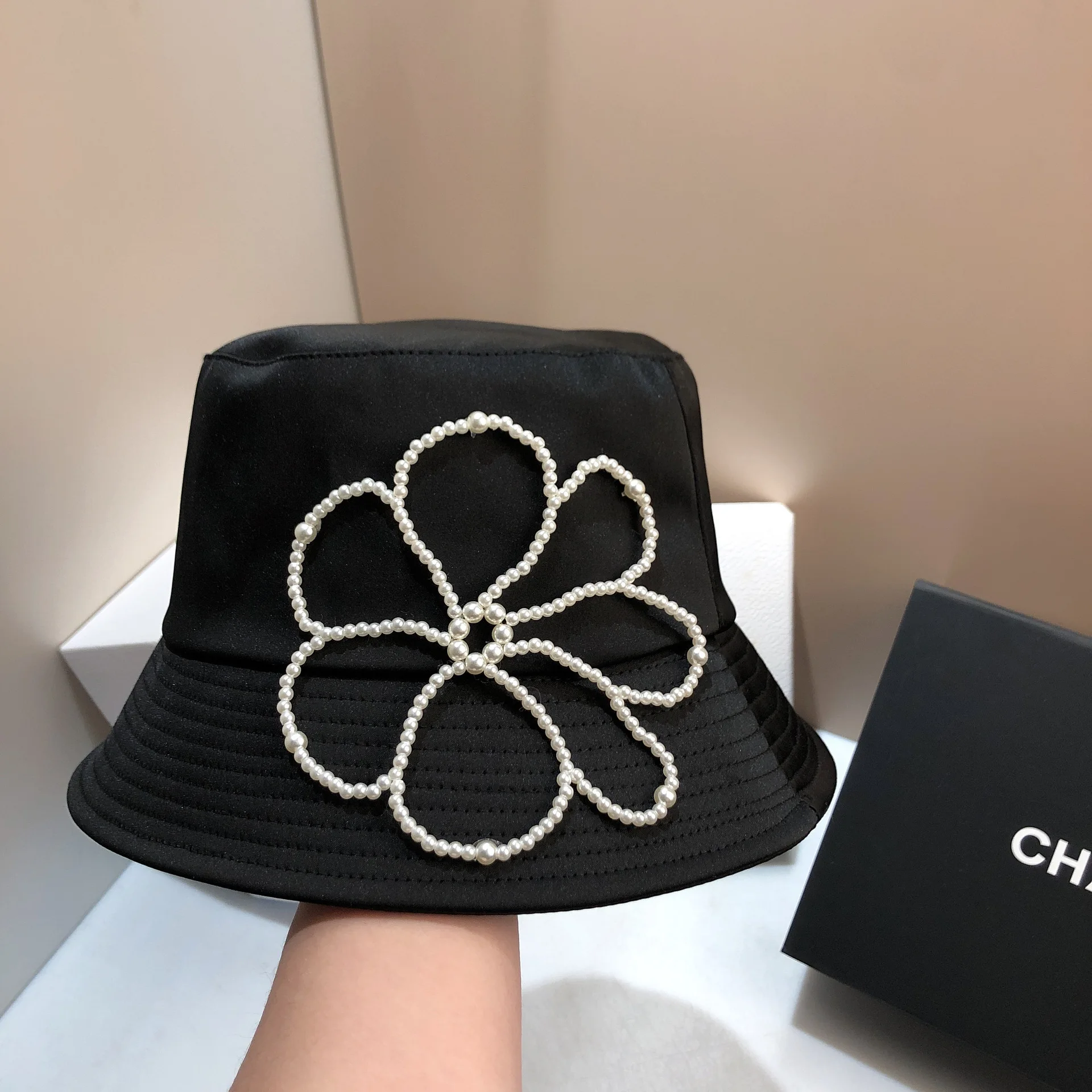 Bucket Hat Women Luxury Brand Cap Decoration Spring Bucket Hats