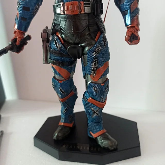 ホットトイズ1/6スケール　デス・ストローク もっと！HOT！ vol.636 デスストローク、いよいよ発売