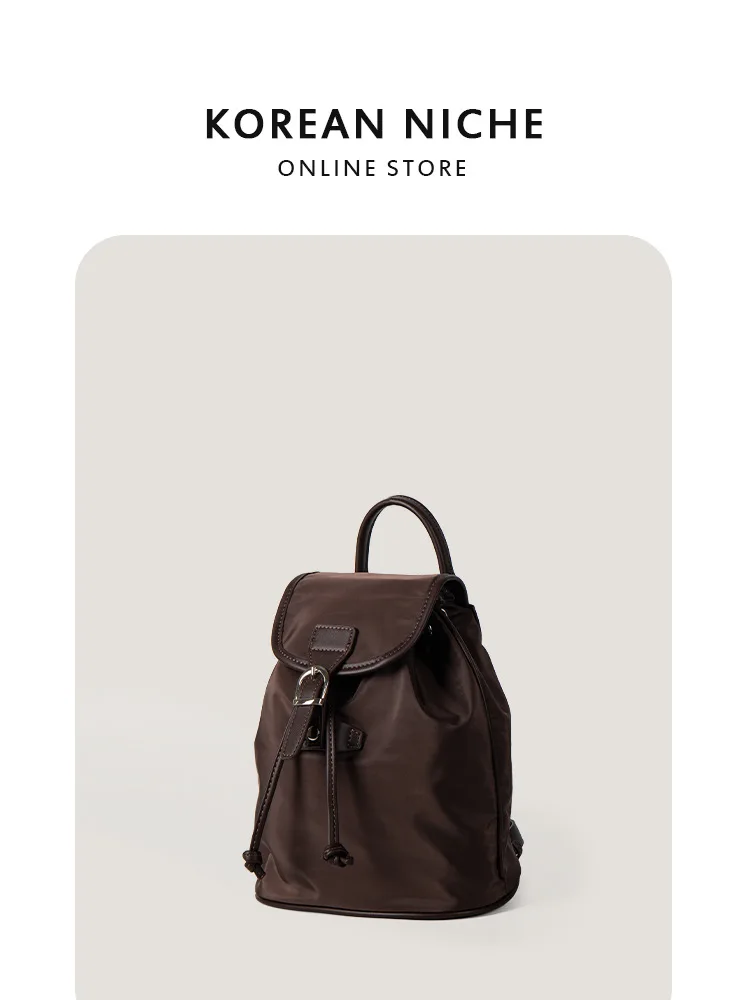 Large Capacity Casual Simple Nylon Backpack Designer Luxury Bags Vintage Versatile Women Fashion Office Ladies Travel Bag School