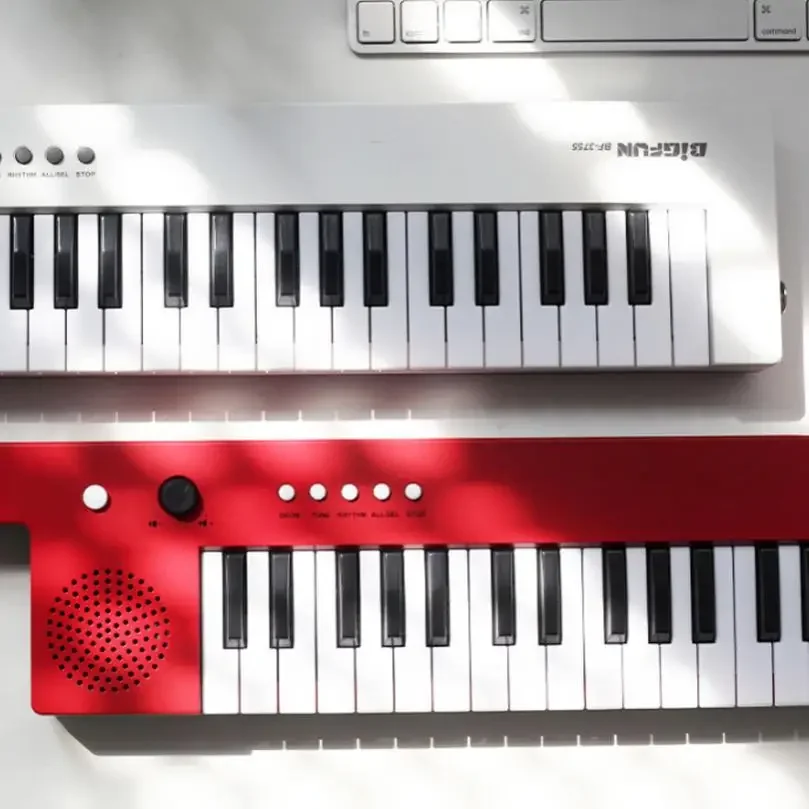 Rechargeable 37 Keys Guitar Electronic Organ Mini Key Board Children Piano with Shoulder Strap & Microphone Musical Gift