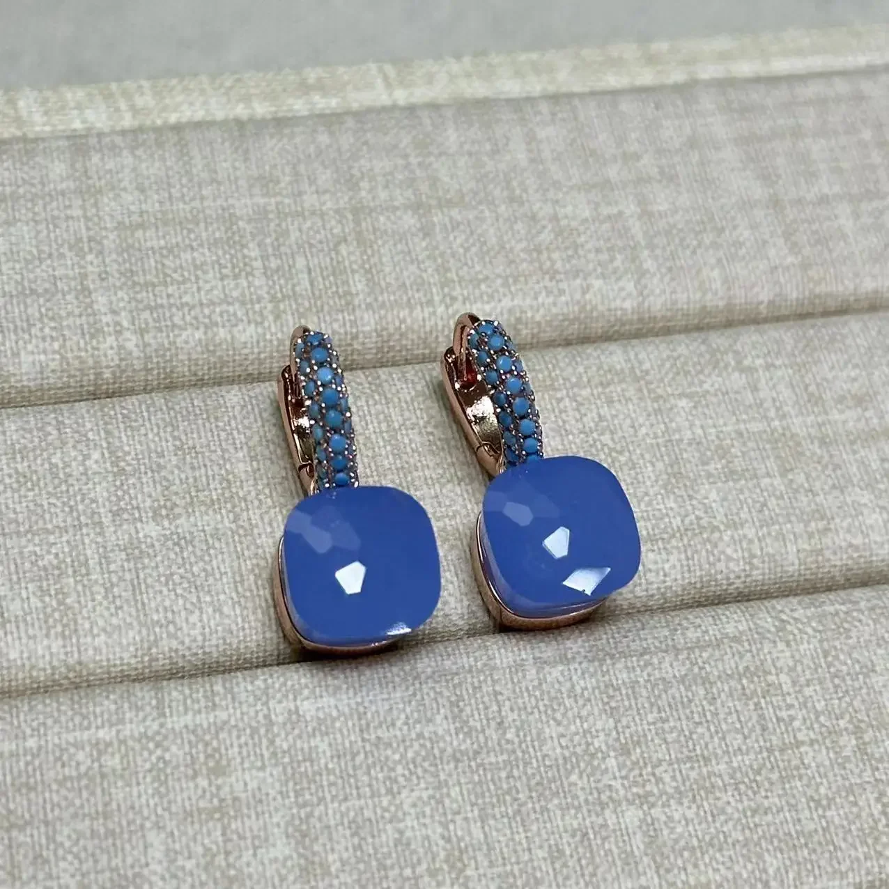 S2dc45fdd0f8d4119943d1306e9dfa8b2g