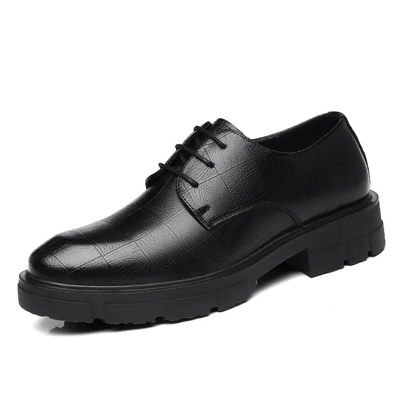 German Cow Moral Retro Embroidered All-Match Men's Casual Shoes