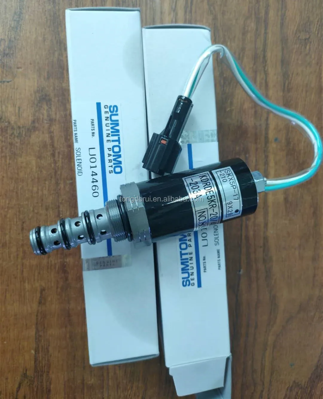 

CX210B CX240B Katup Hisap LJ014460 Kasus Excavator Parts
