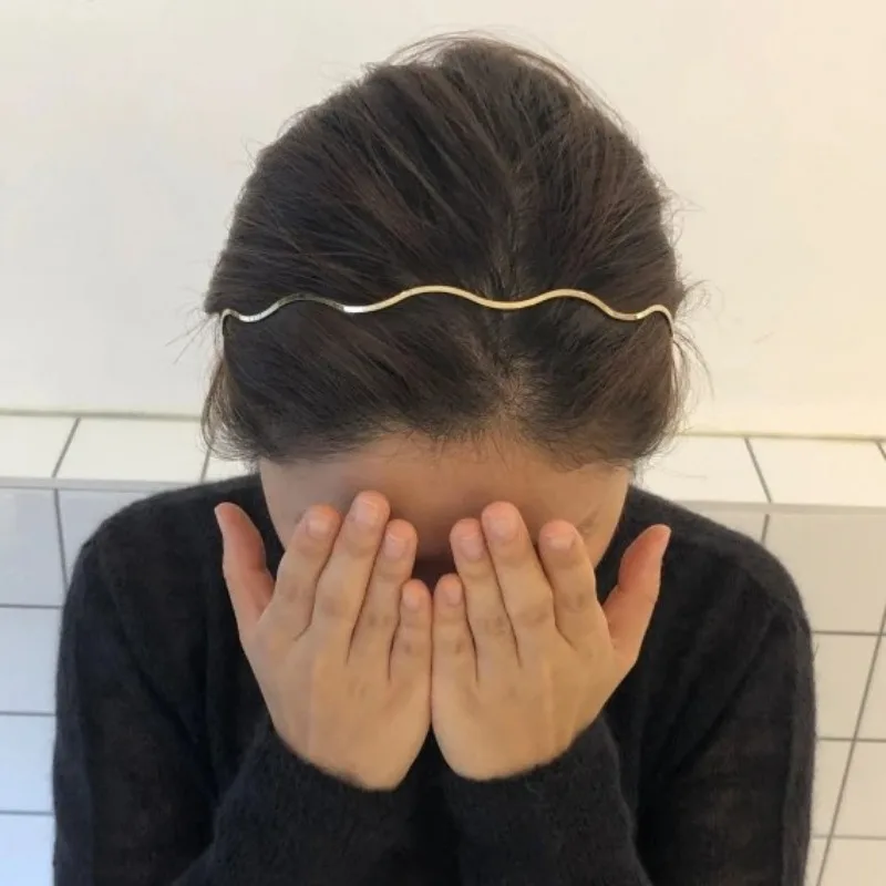 Korea Style Gold Metal Wave Hairbands Women Girls Simple Geometric Thin Hairbands Headbands Elegant Headdress Hair Accessories