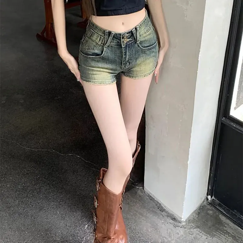 Elegant Fashion Harajuku Slim Fit Female Clothes Loose Casual All Match Sport Denim Shorts High Waist Button Straight Leg Shorts