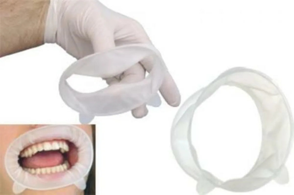 

10pcs Dental Ivoclar Vivadent Optragate 3D Dental Mouth Opener Lip Cheek Retractor O Shape White-Regular +Small