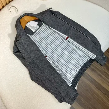 Stile italiano BC vecchio denaro 25 autunno e inverno con giacca in misto lana con colletto rialzato 1