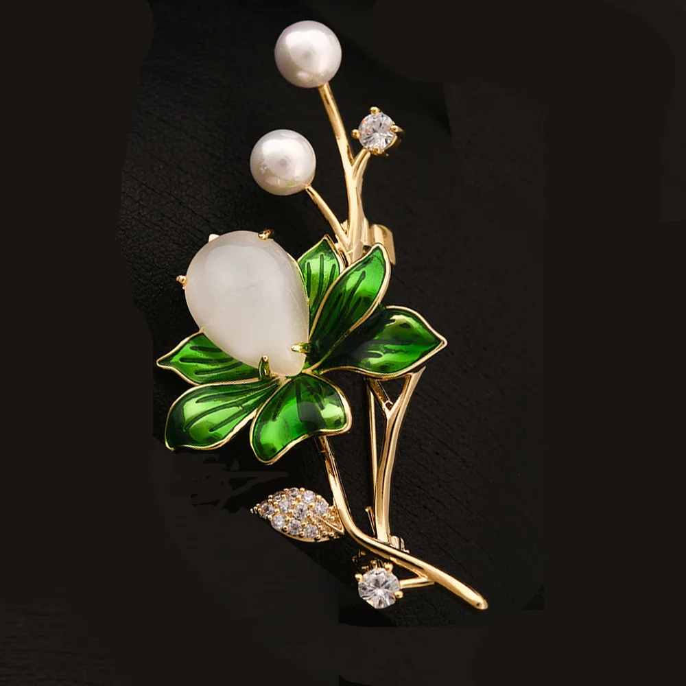 2025 Winter new coat coat scarf accessories corsage niche design zircon inlaid hollow camellia brooch