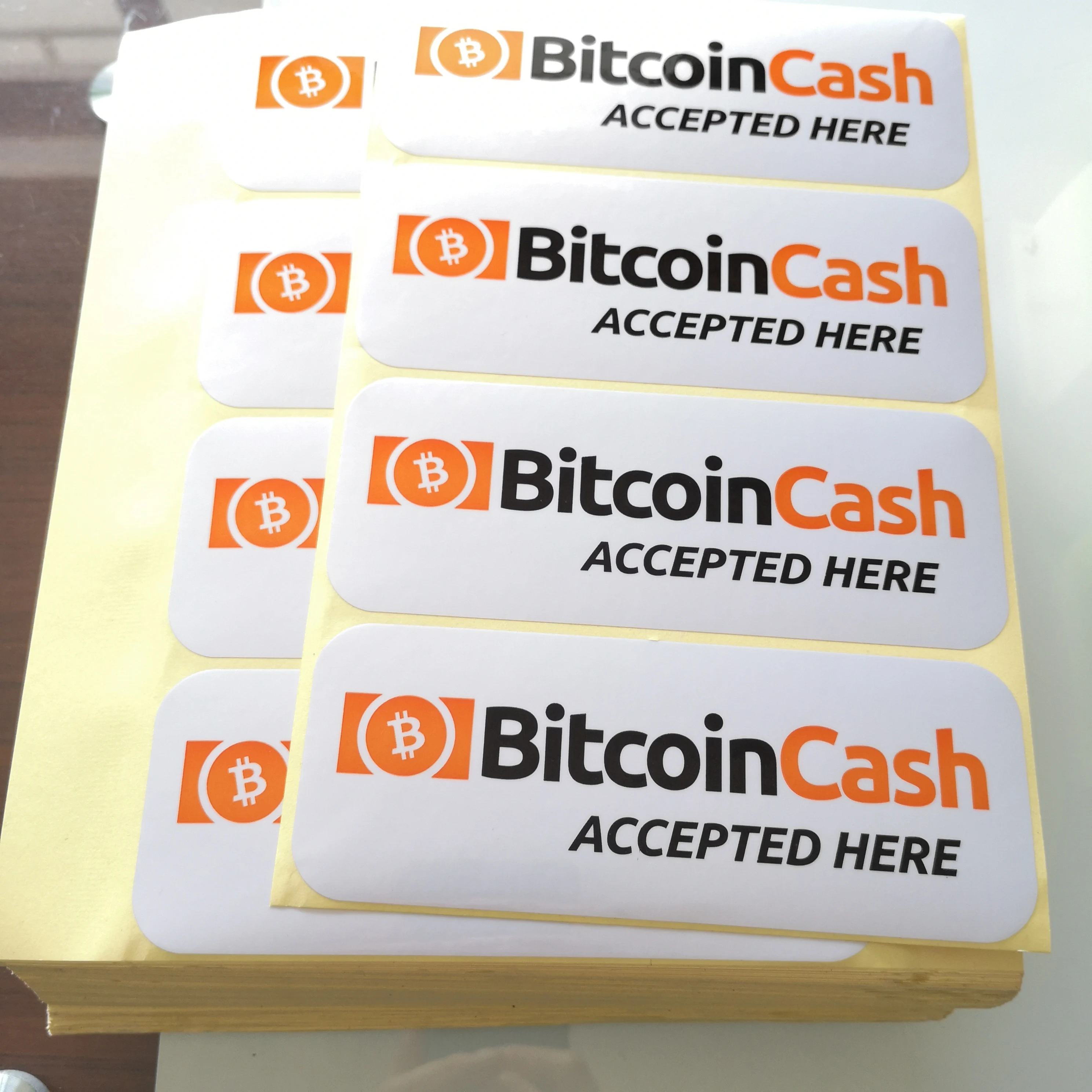 ここで耐久性のあるシルバービニール、暗号通貨リマインダーラベル、ファンの発見ステッカー、15x6cm、10個 - AliExpress