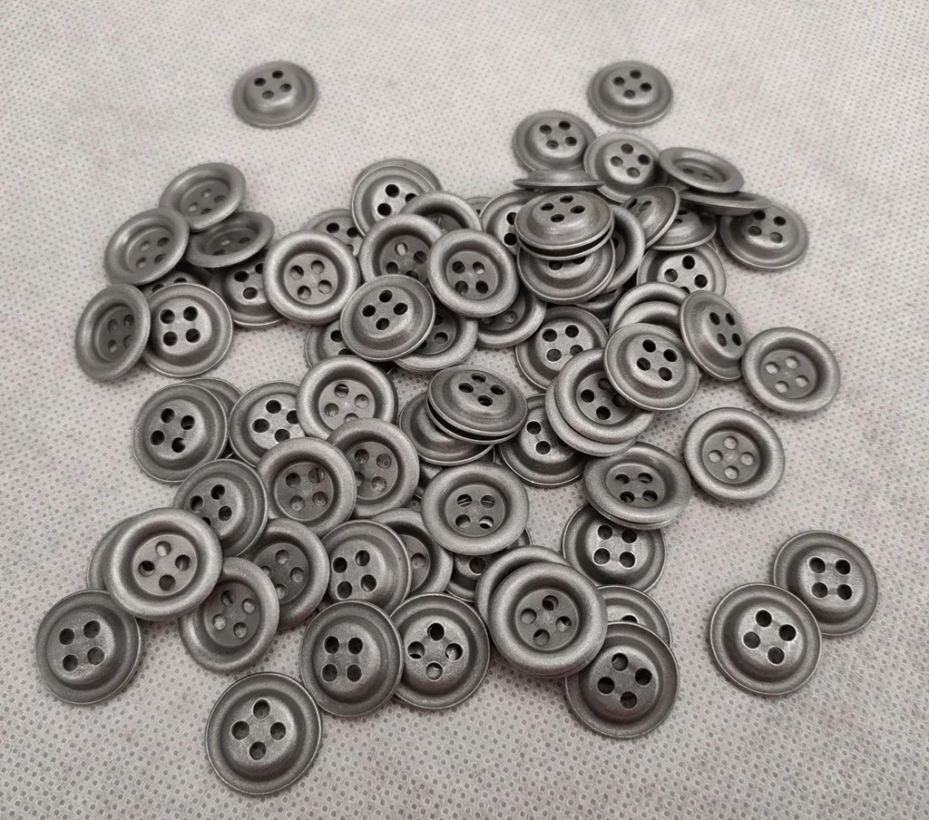 WANG1.50PCS LOT WWII GERMAN ARMY SHIRT BUTTONS 17MM