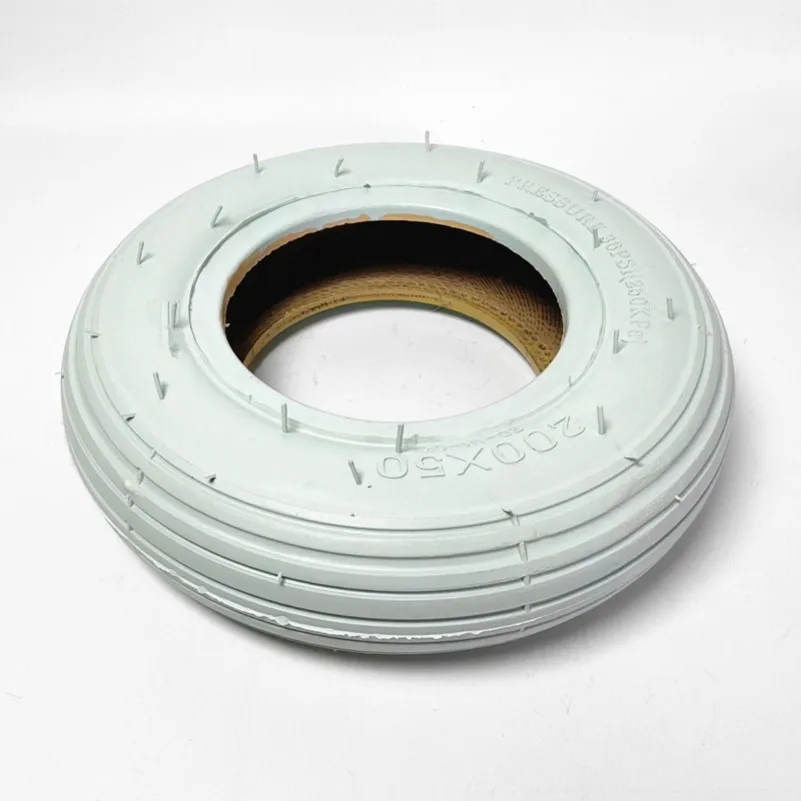 CST - Pneumatico Per Sedia A Rotelle, 7 X 1 3/4, Anche 175 X 40, Grigio