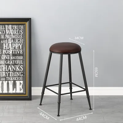 Рисунок 5 - Барный стул из массива дерева