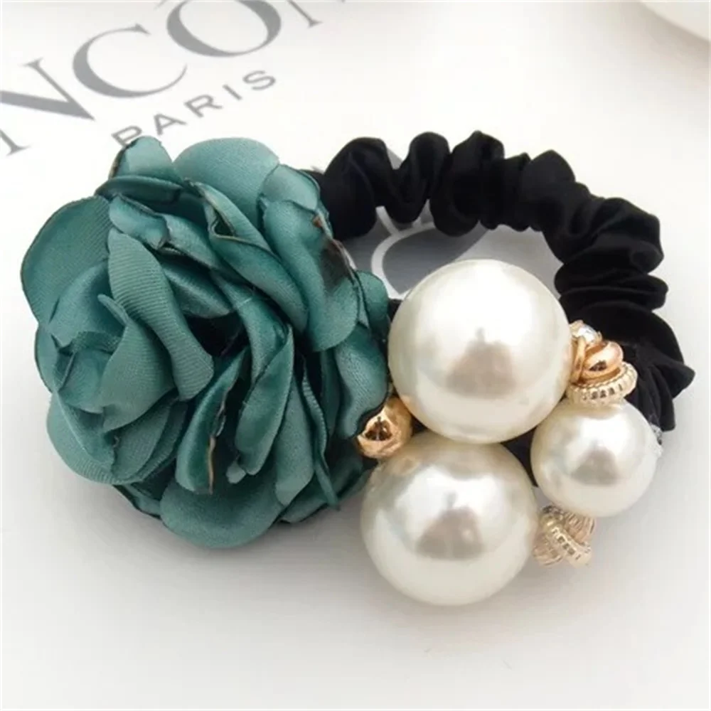 1 STÜCK Haarschmuck Damenmode Stil Große Rose Blume Perle Strass Haarbänder Elastischer Haarseil Ring 5 Farben für Mädchen – Detail 7