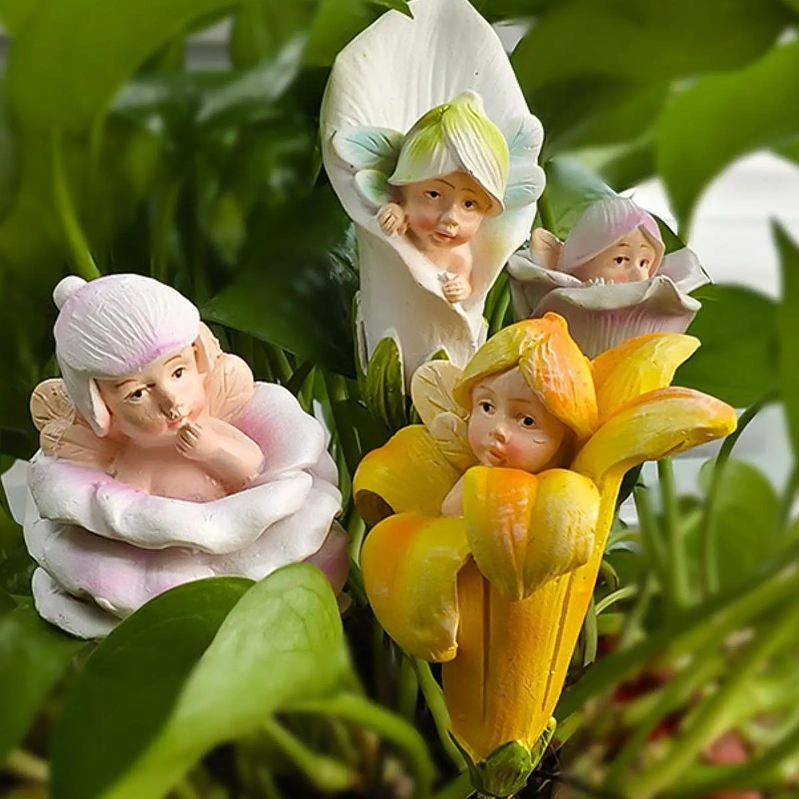 Fairy Garden Stakes Yard Decorations Cute Ideal Gift Resin Craft Miniature Statues for Entrance Bonsai Patio Flowerbed Porch