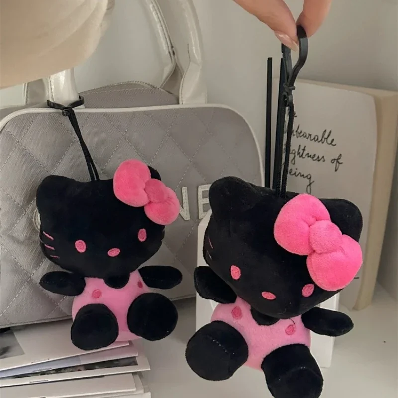 

Hellokittys Plush Keychain DIY Accessory Pink Bow Black Kitty Day Tie Girl Heart Pendant Figure Cute Cartoon Bag Pendant Gift