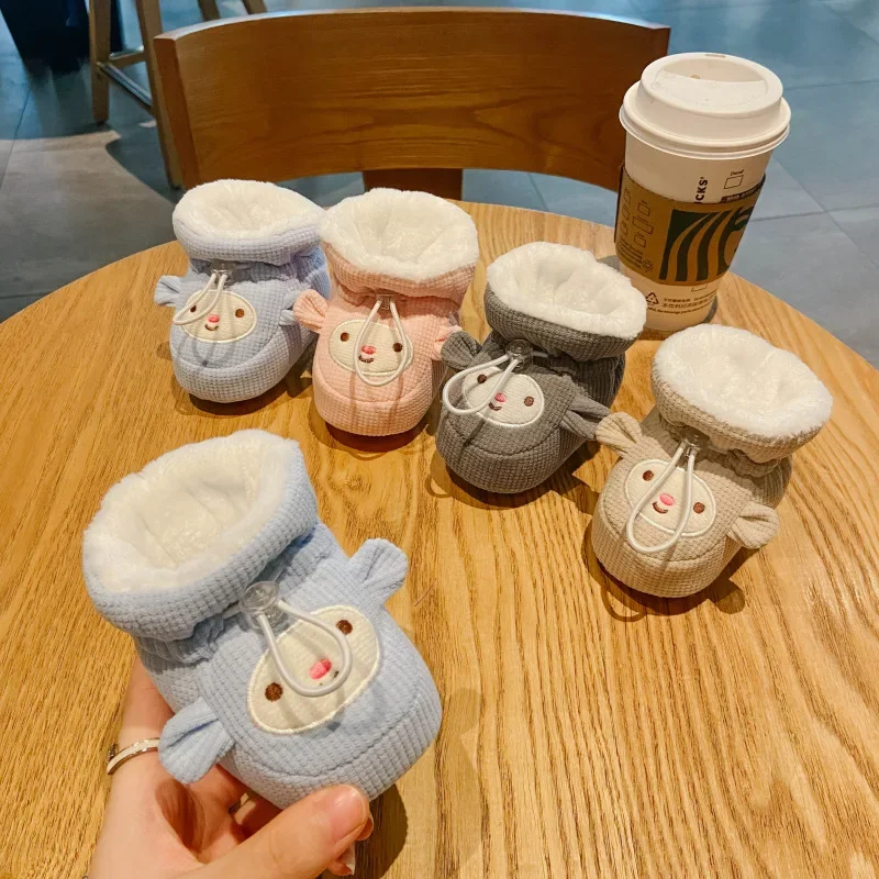 

Baby Shoes and Socks Newborn Baby Shoes in Autumn and Winter 0-June Thickened Soft-soled Anti-slip Toddler in Winter