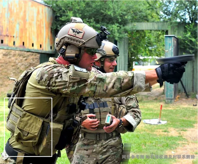 イーグル用タクティカルベストポーチ、sflcs 100rdソー