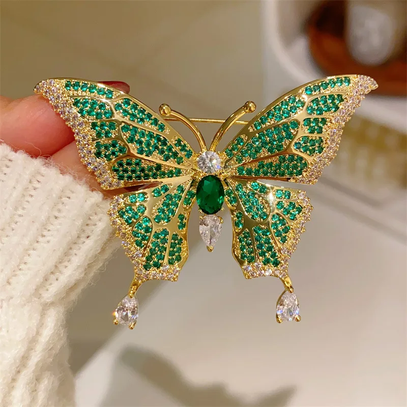 

French Retro Emerald Green Zircon Butterfly Brooches for Women Elegant Corsage Temperament Suit Jacket Pin High-end Accessories