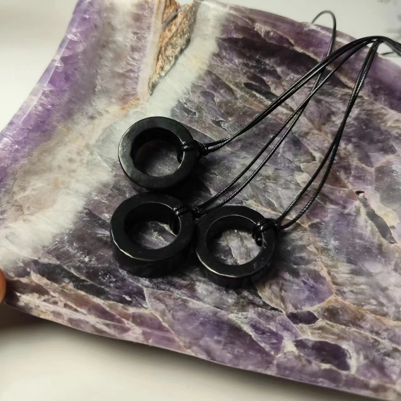 CHENYISHI Round Shungite Pendant Necklace - Natural EMF Protection Stone Unisex Healing Crystal Jewelry for Men and Women 6