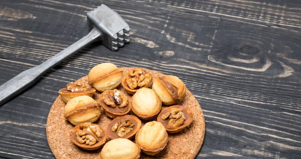 Description Picture 4 of itemElectric Walnut Cake Waffle Maker Automatic 12 Holes Nuts Maker Cake Maker Kitchen Breakfast Non-stick Cook Plates