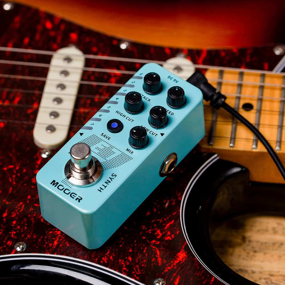 MOOER E7 Synth Polyphonic Guitar Effect Pedal 7 Synthesizer Tones